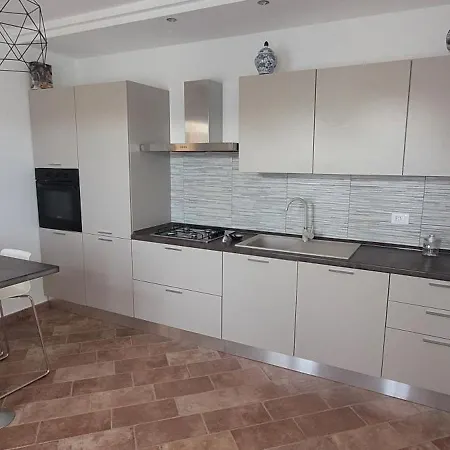 فندق مبيت وإفطار Il Giardino Di Marianna 3*